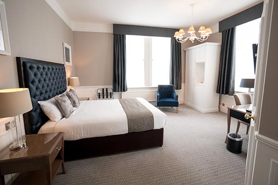 hotel-accommodation-oxfordshire-superior-room